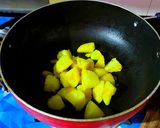 A picture of step 2 of Dahiwale Aloo.