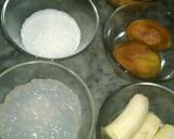 A picture of step 1 of Tropical Fruity Sagodana Shake.