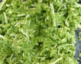 Foto del paso 2 de la receta Base de pizza con brócoli, emmental y harina de garbanzo