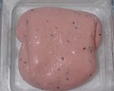 Foto langkah ke 9 dari resep Angkak Wijen Hitam Sourdough Bread.