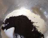 Foto del paso 1 de la receta: Alfajores triples de oreo caseros relleno de dulce de leche