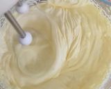 A picture of step 1 of Cream Cup Cakes 🧁🧁.