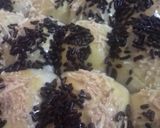 Foto langkah ke 6 dari resep Bolen Pisang Coklat Keju.