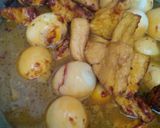 Foto langkah ke 4 dari resep Semur Tahu Telur untuk Nasi Uduk Betawi.