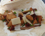 Foto del paso 4 de la receta: Rollitos de pollo en salsa de anchoa