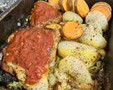 Foto del paso 3 de la receta: Matambrito de cerdo, papas y boniato al horno