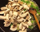 Csirkemell gombás szósszal recept fázis 5 fotója