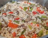 Foto del paso 2 de la receta Arroz con setas y espárragos trigueros