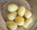 A picture of step 1 of Lasaniya Batata With Methi Thepla - Spicy Garlicky Potato Curry With Thepla - Gujarati Cuisine.