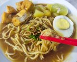 Foto langkah ke 3 dari resep Emie / Mie rebus Medan (Vegetarian).