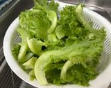Hình bước làm 5 của món Cá Diêu Hồng Chiên Mè Cuốn Bánh Tráng Sắn