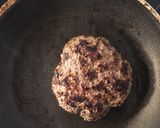A picture of step 4 of Cheeseburger with Mushrooms and Bacon.