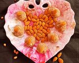 बादाम के लड्डू (Badam ke ladoo recipe in hindi) रेसिपी चरण 7 फोटो