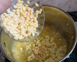 Foto langkah ke 4 dari resep Sup Krim Jagung.