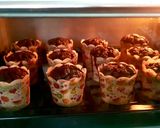 Foto langkah ke 6 dari resep Chocolate Custard Muffin-Tintin Rayner.