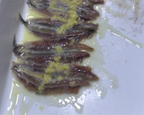 Foto del paso 2 de la receta: Sardinas rebozadas con marinado de limón y jengibre. Y pincho de caballa en escabeche