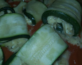 Foto del paso 6 de la receta: Rulos de calabacín con queso gorgonzola y mozzarella