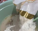 Foto langkah ke 3 dari resep Cakwe gurih enak crunchy empuk.