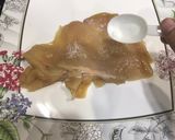 A picture of step 2 of Tawa chicken steak.