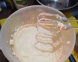 Foto del paso 2 de la receta: Budín de Leche condensada con Corazón de Frambuesa