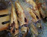 Gambar langkah 3 resipi Ikan Goreng Kunyit ❤️.