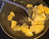 A picture of step 1 of Semur Beef and Potatoes (Indonesian-style Stew).