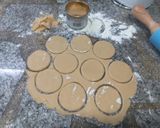 Foto del paso 3 de la receta: Alfajorcitos de Manjar con Masa de Torta de Ricotta y Durazno