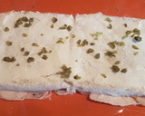 Foto del paso 5 de la receta: Canapés con pan Bimbo de pollo relleno con trufa y pistachos