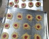 Foto langkah ke 5 dari resep Thumpint strawberry.