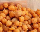 Foto del paso 2 de la receta: Teskieh con aceite. Garbanzos sirios con salsa de aceite