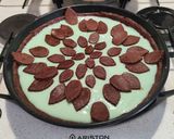 Foto del passaggio 4 della ricetta Crostata al cacao con crema alla menta