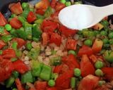मिक्स वेज फ्राई राइस(mix veg fry rice recipe in hindi) रेसिपी चरण 2 फोटो