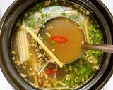 Hình bước làm 5 của món Lẩu chua tương me