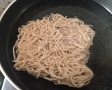 હક્કા નૂડલ્સ (Hakka Noodles Recipe In Gujarati) રેસીપી સ્ટેપ1ફોટો