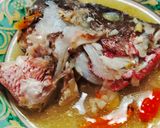 Foto langkah ke 6 dari resep Sop Ikan Kakap Batam.