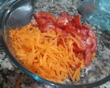 Foto del paso 4 de la receta: 🍳Tortilla de papas con ensalada de tomates y zanahorias🥔🍅🥕