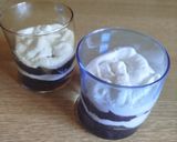 Foto del passaggio 3 della ricetta Bicchierini con ricotta, coulis di mirtilli e Pavesini