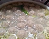 Foto langkah ke 4 dari resep BUMBU KUAH BAKSO / BAKSO KUAH ▪︎ SAJIAN IDUL FITRI / HIDANGAN HARI RAYA / ACARA KELUARGA.