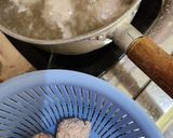 Foto langkah ke 2 dari resep Bola - bola Daging Semur.
