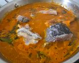 A picture of step 5 of Konkani style Fish salan.