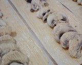 Foto del paso 5 de la receta: Tartaletas picantes de champiñones en masa filo
