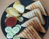 A picture of step 4 of Mixed Vegetable Sandwich.