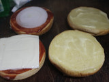 Hamburguesas dos salsas al grill doble