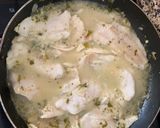 Foto del paso 6 de la receta: Merluza en salsa verde