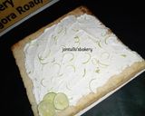A picture of step 5 of Mayonnaise lemon cream sheet cake.