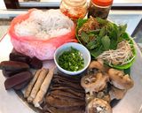 Hình bước làm 2 của món Bún bò Huế