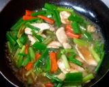 รูปขั้นตอนการทำที่ 4 ของ ไก่ผัดต้นหอม