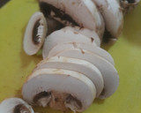 Foto del paso 3 de la receta: Ensalada de espinacas con tocino