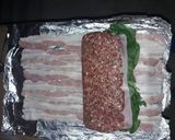 Foto del paso 6 de la receta: Carne rellena envuelta en tocino