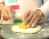 A picture of step 2 of Green Peas Paratha.